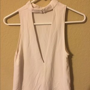 Cut out back shirt
